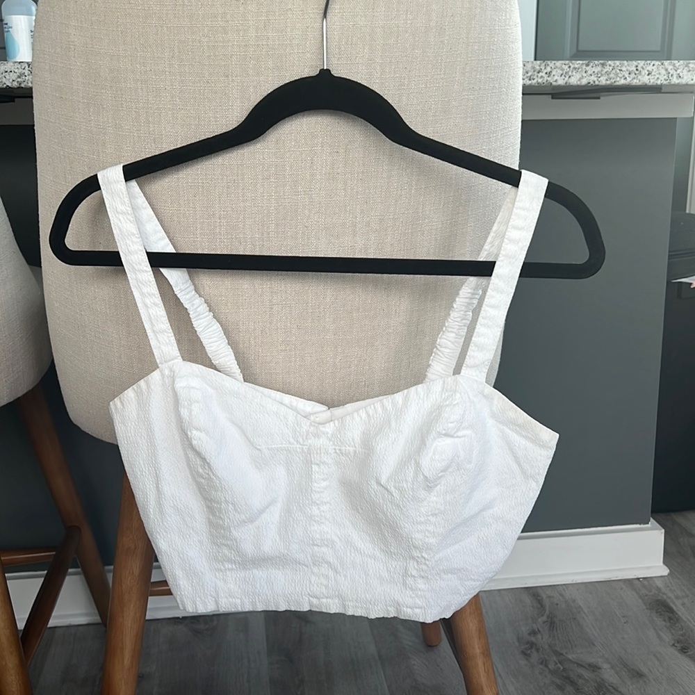 White crop top
